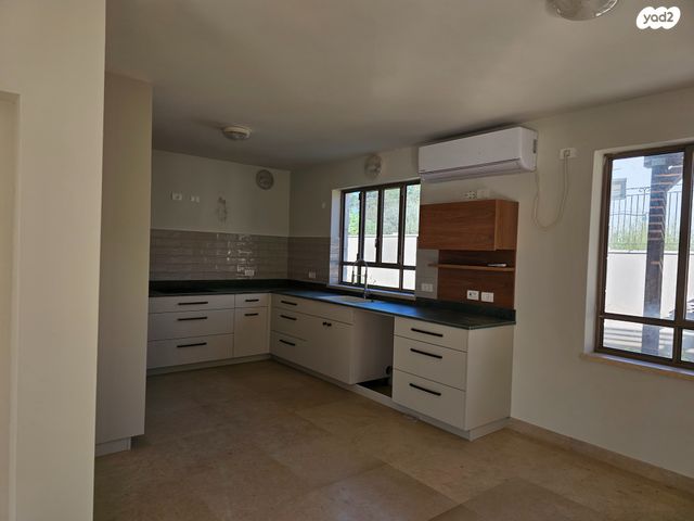 בית פרטי/ קוטג', גאולים, גאולים