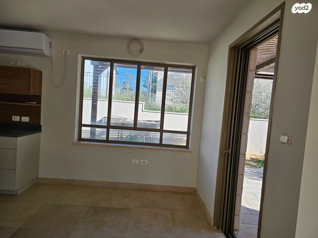 בית פרטי/ קוטג', גאולים, גאולים