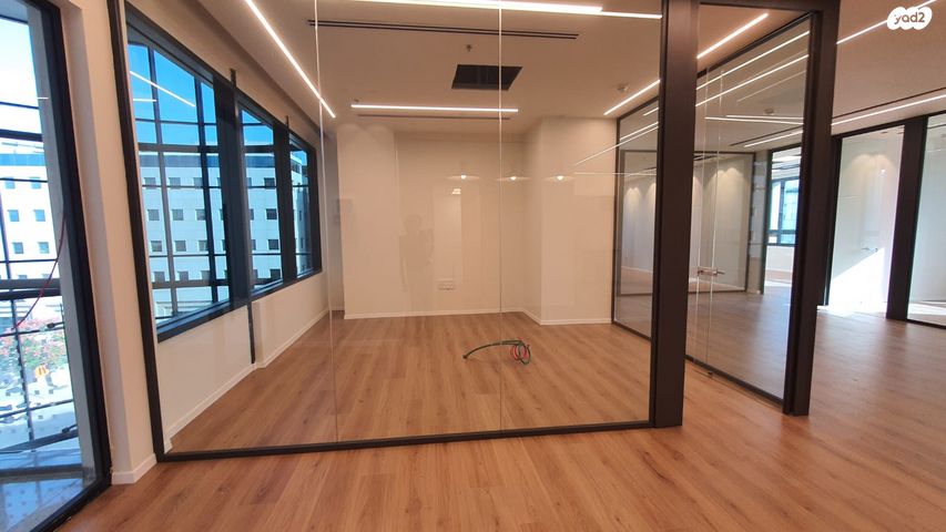 משרדים, הרצליה