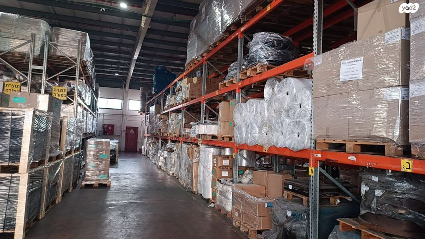 מבני תעשיה, מפעלי ברקן