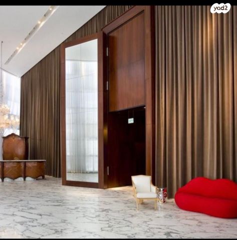 דירה, ניסים אלוני, צמרות איילון, פארק צמרת, תל אביב יפו