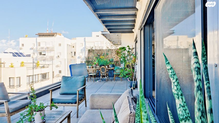 גג/ פנטהאוז, חולדה, תל אביב יפו