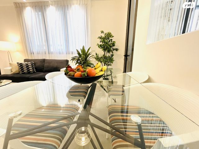 דירה, כרמלית 11, כרם התימנים, תל אביב יפו