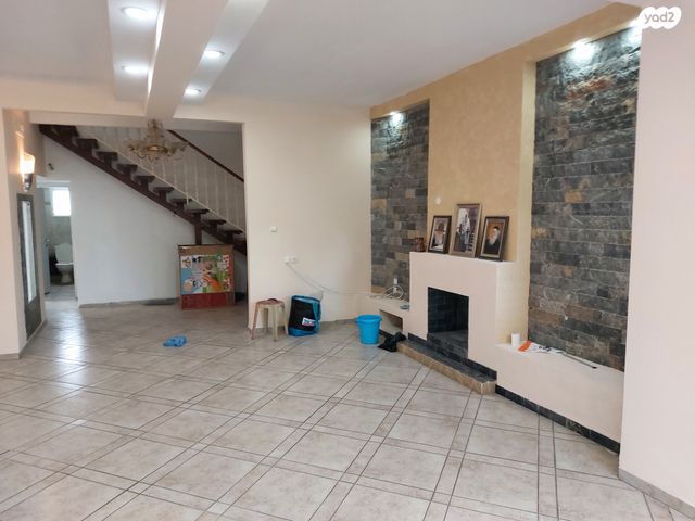 דופלקס, הרב עוזיאל, קרית מוצקין