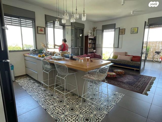 דירה, שם הגדולים, עג'מי, גבעת העליה, תל אביב יפו