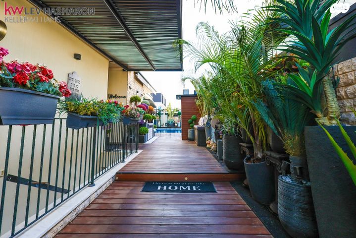 דו משפחתי, כפר יונה