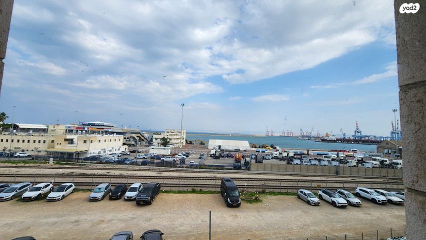 משרדים, חיפה