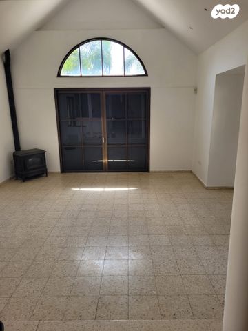 בית פרטי/ קוטג', קדימה צורן