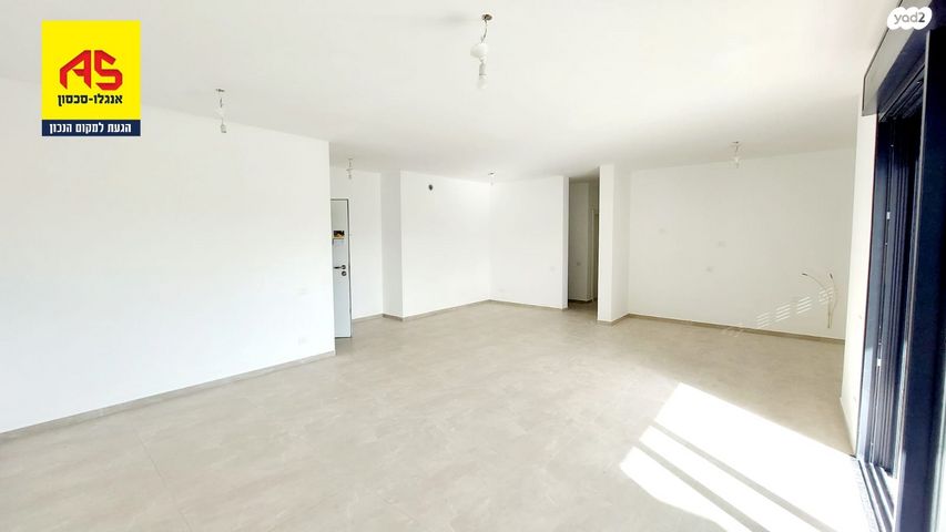 דירה, הצנחנים, נהריה