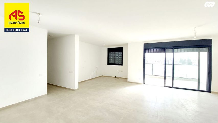 דירה, הצנחנים, נהריה