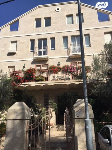 דירת גן, יונתן 4, המושבה היוונית, ירושלים