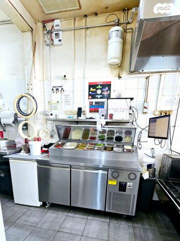 חנויות/ שטח מסחרי, ערד