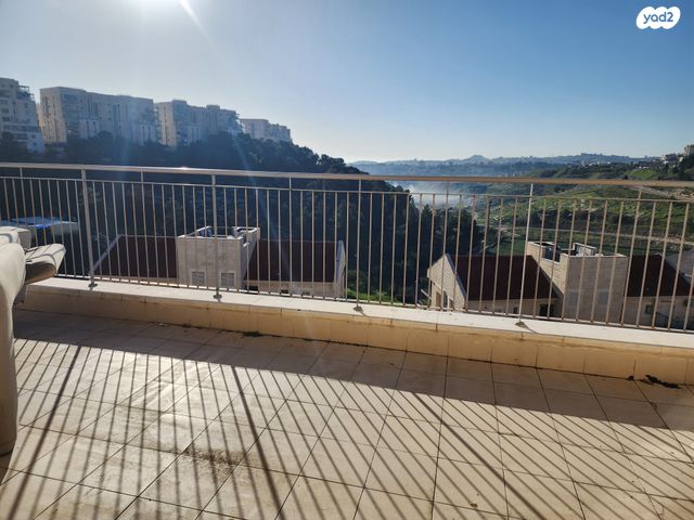 דירה, שמחת כהן, חומת שמואל, הר חומה, ירושלים