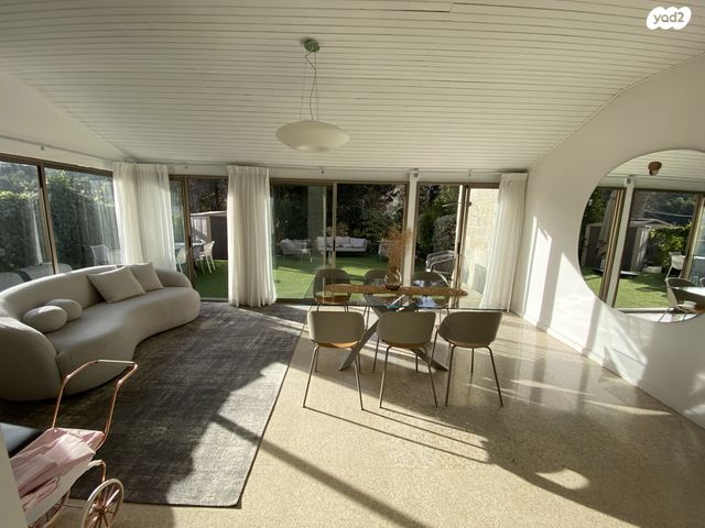 צבי לייבוביץ' 