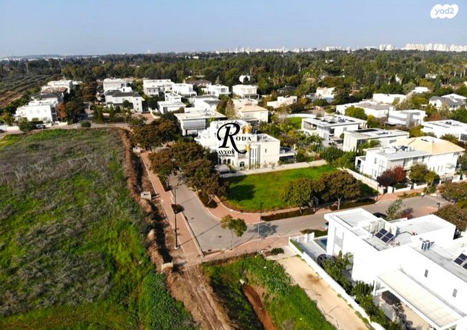 מגרשים, סביון