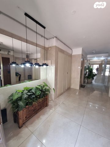 דירה, הדגן, קרית כרמים, ראשון לציון