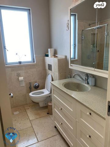 בית פרטי/ קוטג', אירוס