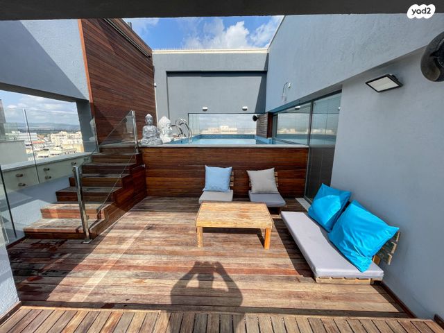 גג/ פנטהאוז, עפולה