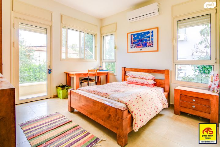 בית פרטי/ קוטג', החיטה, נווה יהודה, רחובות