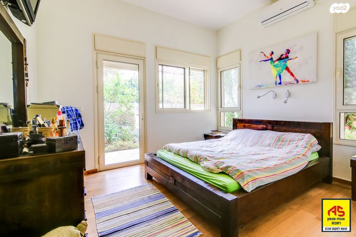 בית פרטי/ קוטג', החיטה, נווה יהודה, רחובות