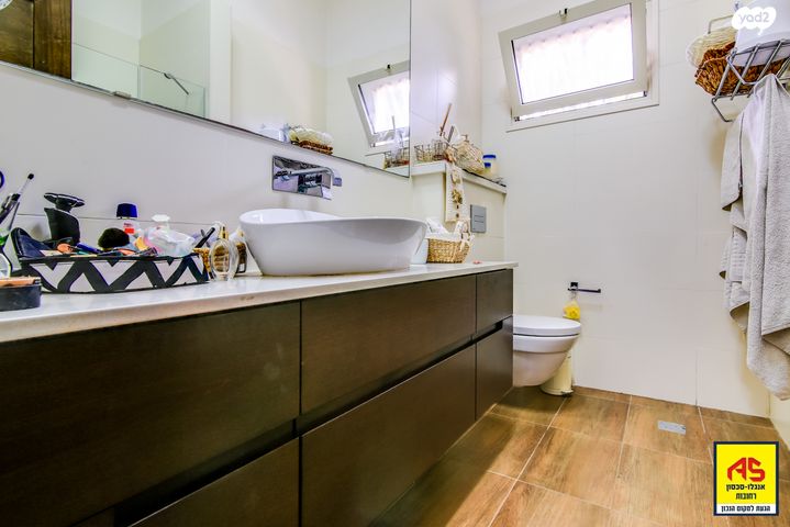 בית פרטי/ קוטג', החיטה, נווה יהודה, רחובות