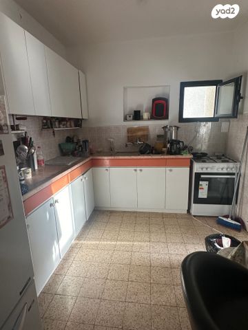 דירה, משה שפירא, נתניה