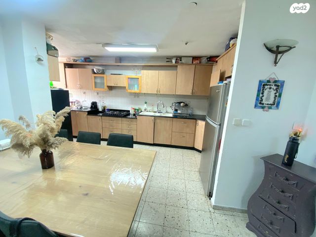 דירה, ריבלין, פתח תקווה