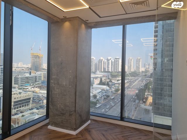 משרדים, פתח תקווה