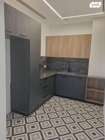 משרדים, פתח תקווה