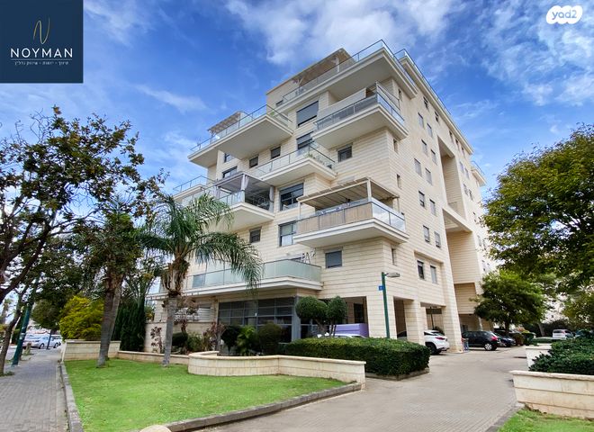 שדרות טום לנטוס 11