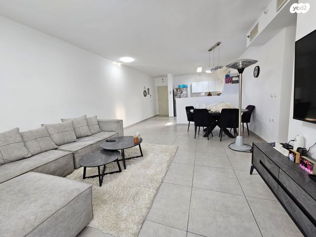 דירה, נתניה