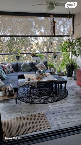 דירה, החלוץ, רמת השרון