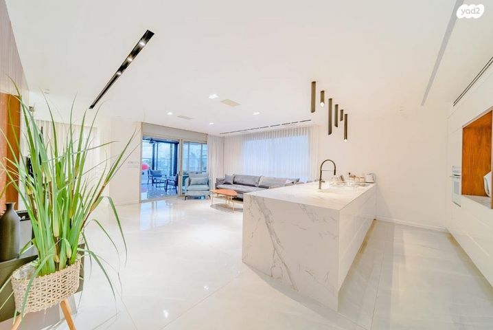 גג/ פנטהאוז, אשקלון