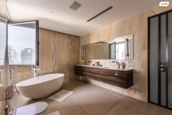 דירה, ניסים אלוני, תל אביב יפו