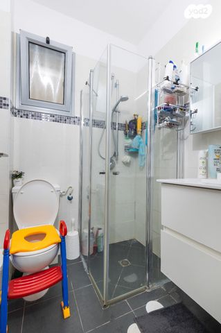 דירת גן, אליהו קורן, חומת שמואל, הר חומה, ירושלים