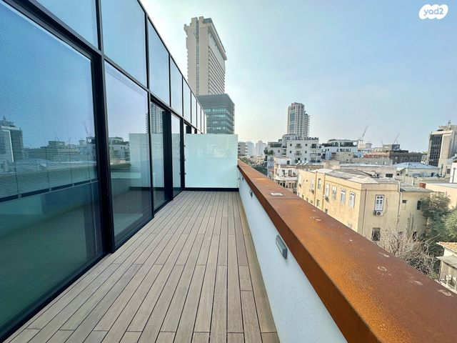 גג/ פנטהאוז