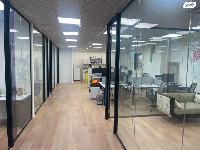 משרדים, הרצליה