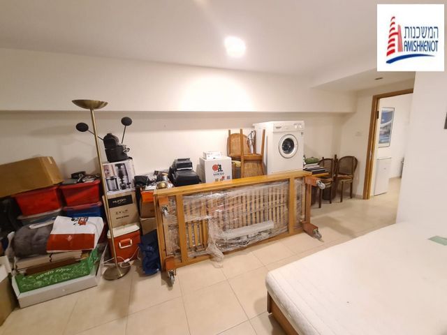 דו משפחתי, ירושלים