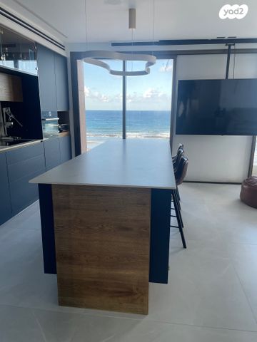 דירה, דוד אלעזר 10, חוף הכרמל, חיפה