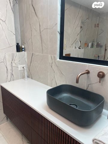 דירה, דוד אלעזר 10, חוף הכרמל, חיפה