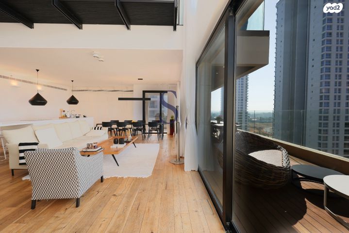 דופלקס, אהוד מנור 18, עיר ימים, נתניה