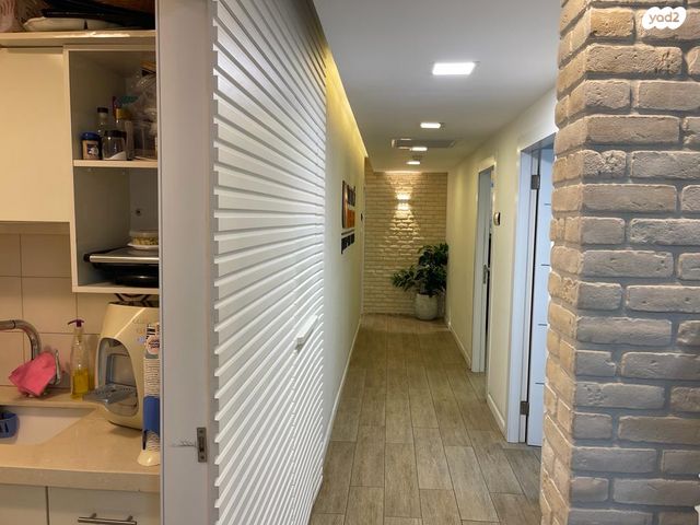 משרדים, שדרות גושן, קרית מוצקין