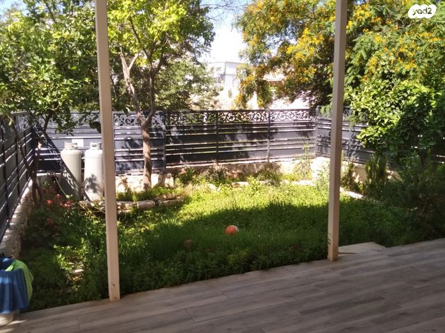 דו משפחתי, נריה, טלמון