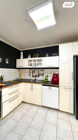 דירה, שדרות בן אב"י, נתניה