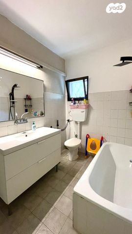 דירה, שדרות בן אב"י, נתניה