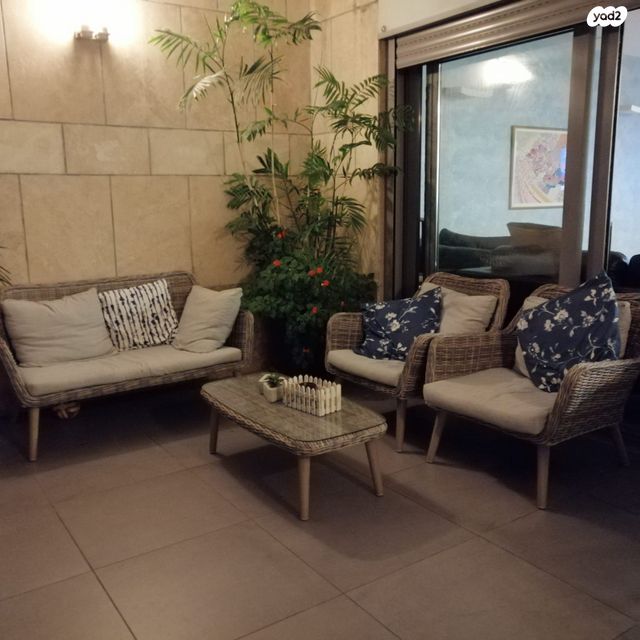 דירה, ישה חפץ, תל אביב יפו