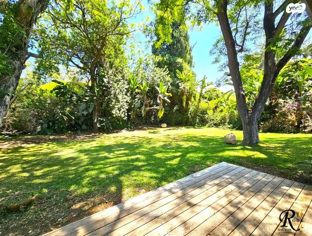 בית פרטי/ קוטג', סביון