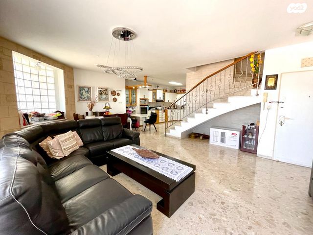 גג/ פנטהאוז, סחלב, חיפה