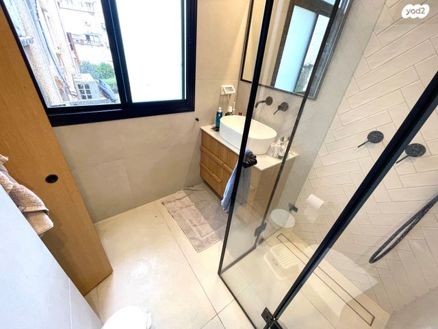 דירה, אבן גבירול 16, הרצליה