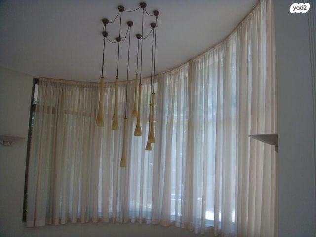 בית פרטי/ קוטג', סביון